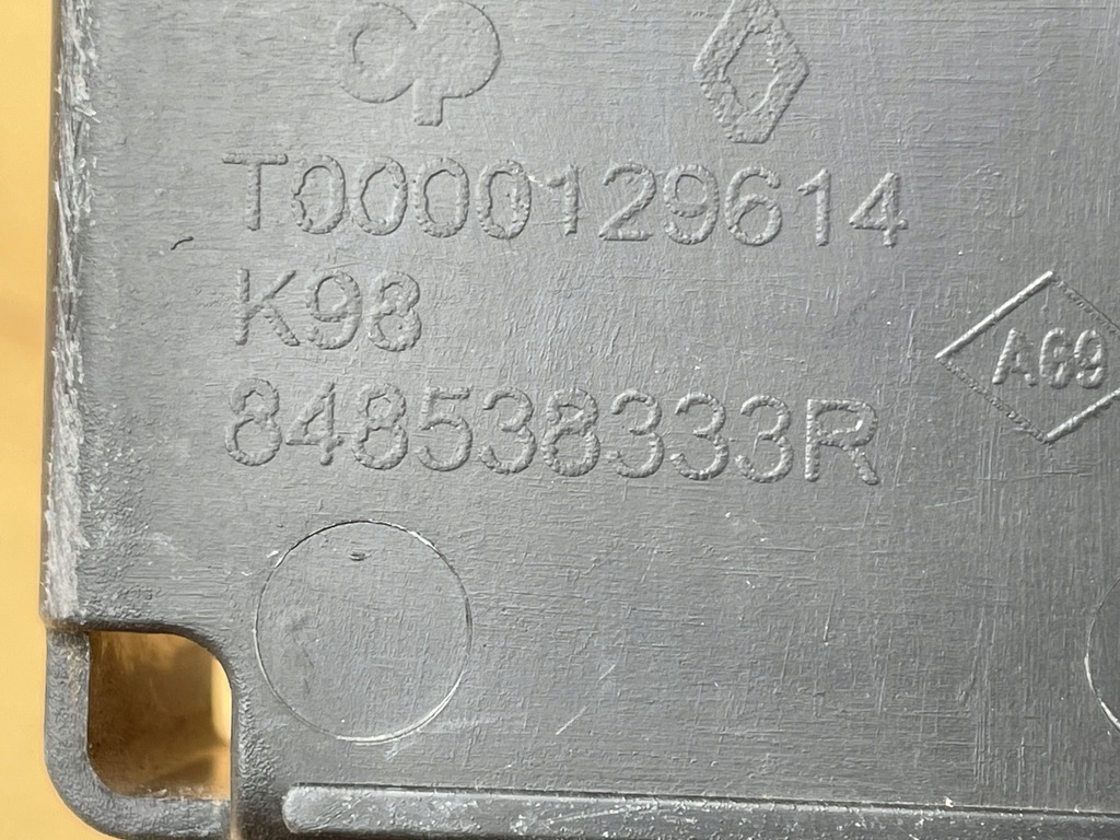 фото №5, Направляющая бампера левый перед renault clio iv 4