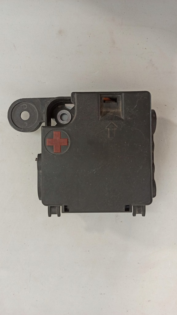 фото №1, Розподільник струму клема плюсова a4 b8 allroad