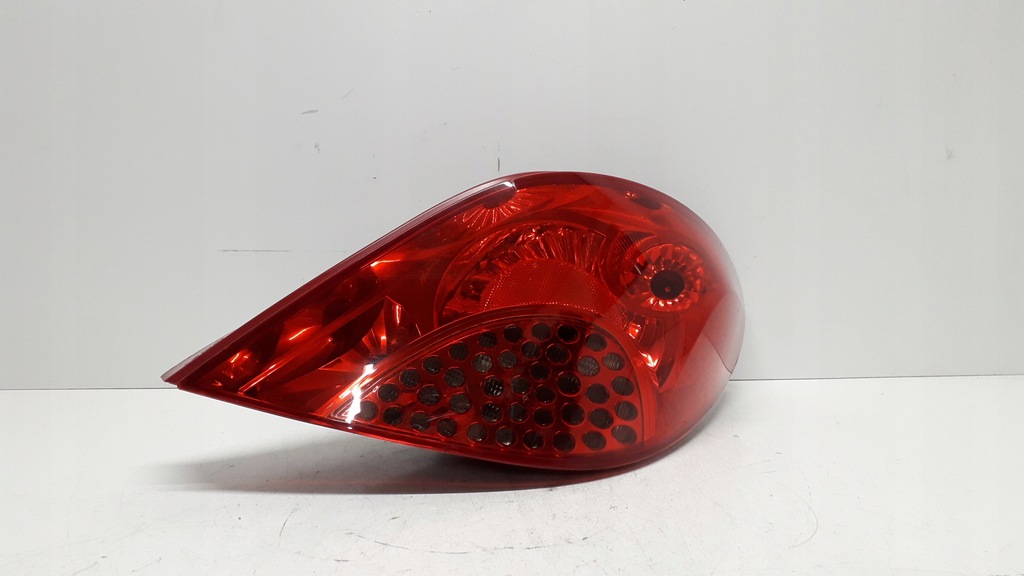 фото №10, Peugeot 207 лампа задняя задняя правая 9649986580
