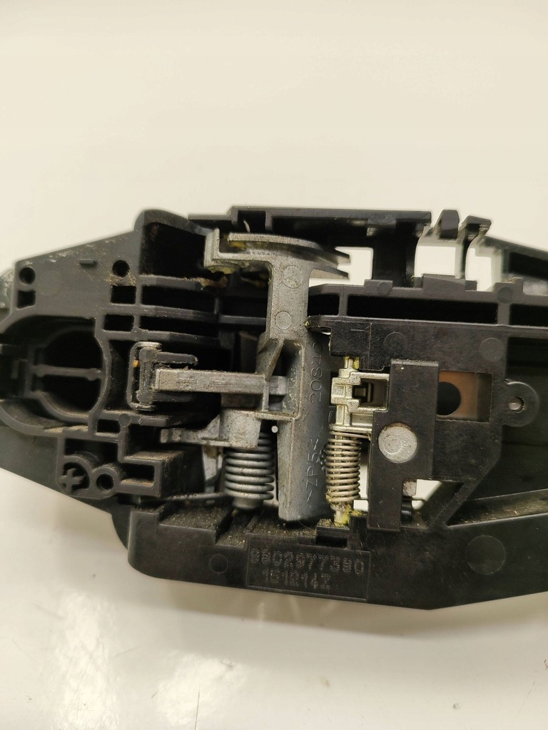 фото №7, Peugeot 308 2015 задня сторона ліва ручка зовнішня двері задніх