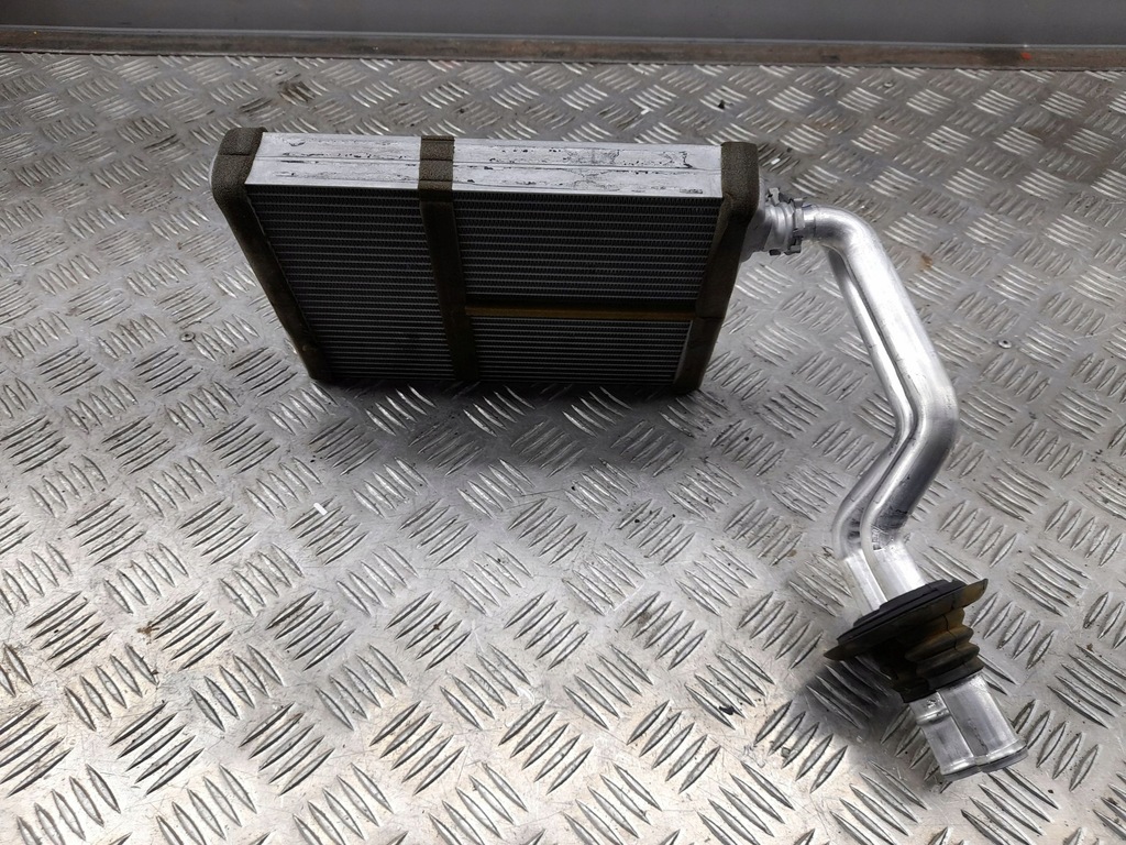 фото №9, Audi q5 sq5 2009 с передний радиатор отопителя