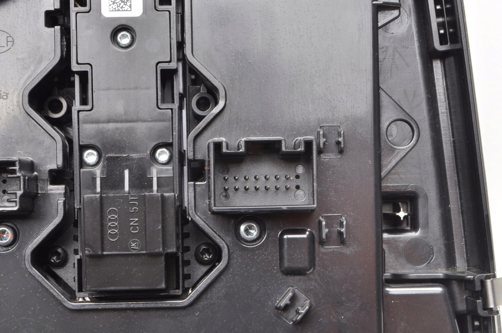 фото №8, Bentley bentayga освещение лампа кабины салона 18r 36a947135m