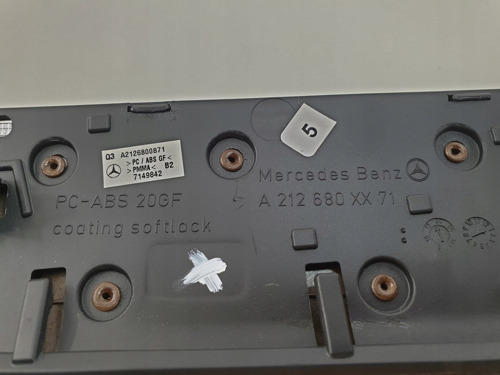 фото №6, Молдинг декоративна консолі mercedes w212 a2126800871