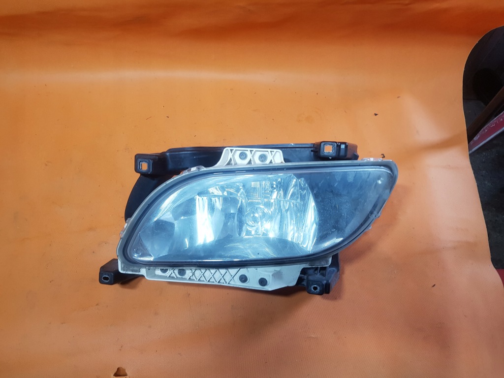 фото №1, Лампа противотуманная фара противотуманный левый daf xf 106 lift рамка