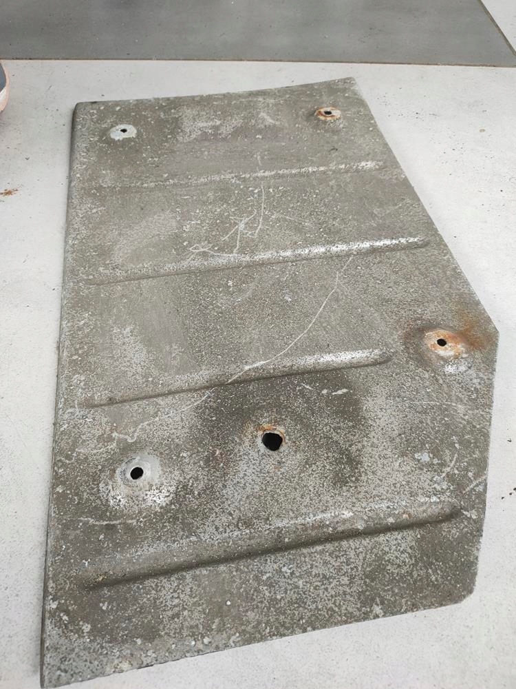 Накладка nad гаситель конечный mercedes 107 Оригинал