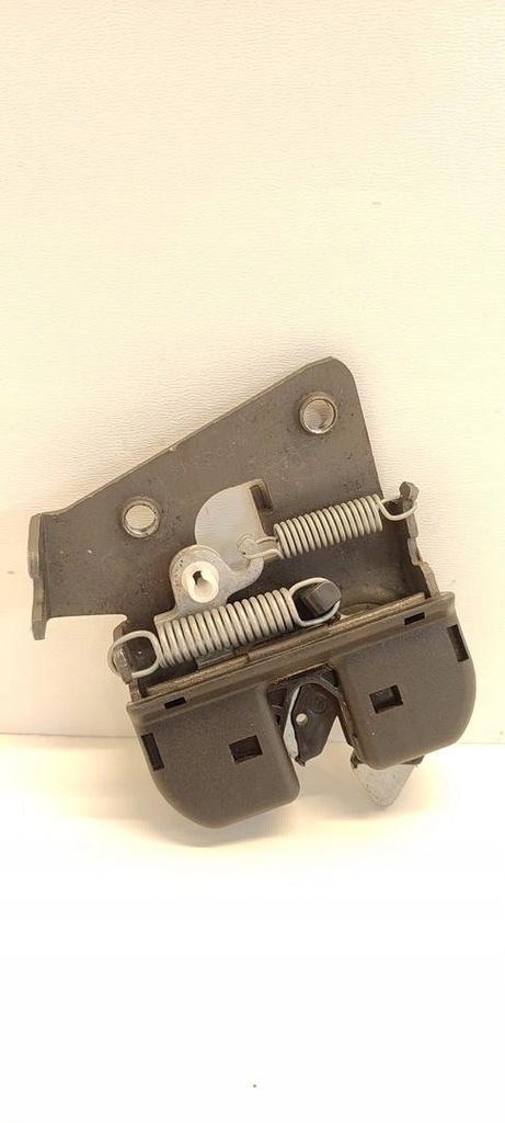 фото №1, Bmw f44 218i замок сидіння правий 7112864