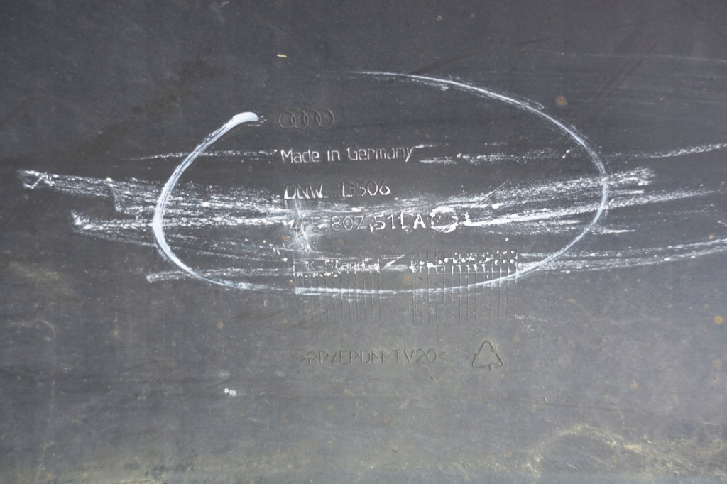 фото №11, Audi a6 c6 sedan 2004- бампер задняя 4f5807511a