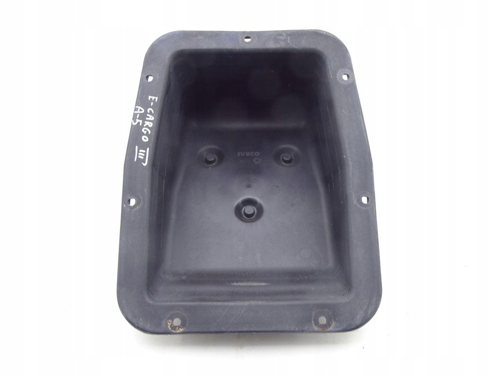 фото №1, Iveco eurocargo 02-15 заглушка стены перегородки