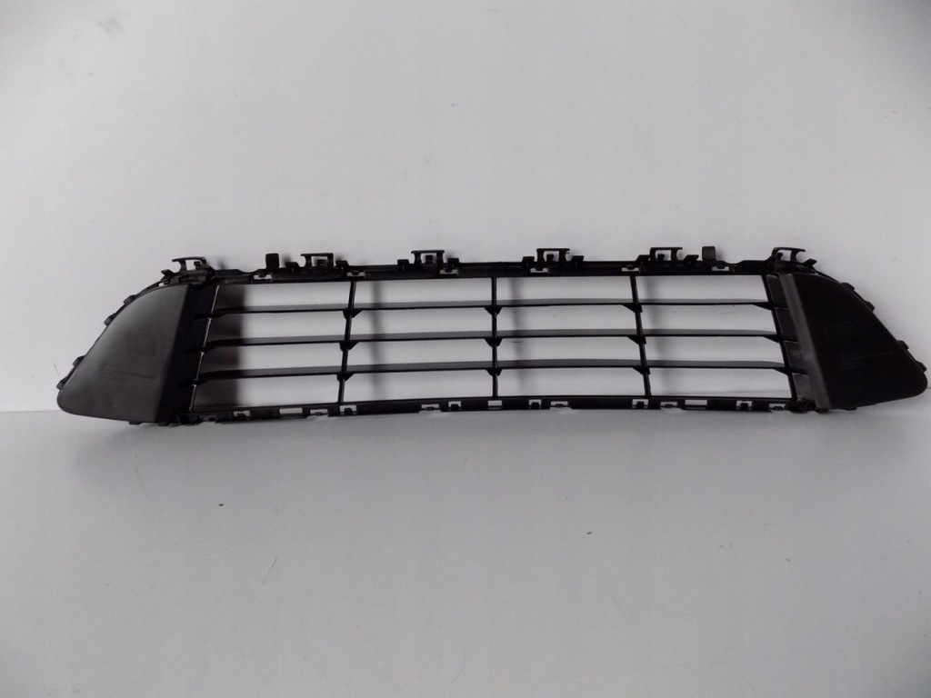 фото №8, Bmw x1 f48/f49 решітка бампера середня - 3981