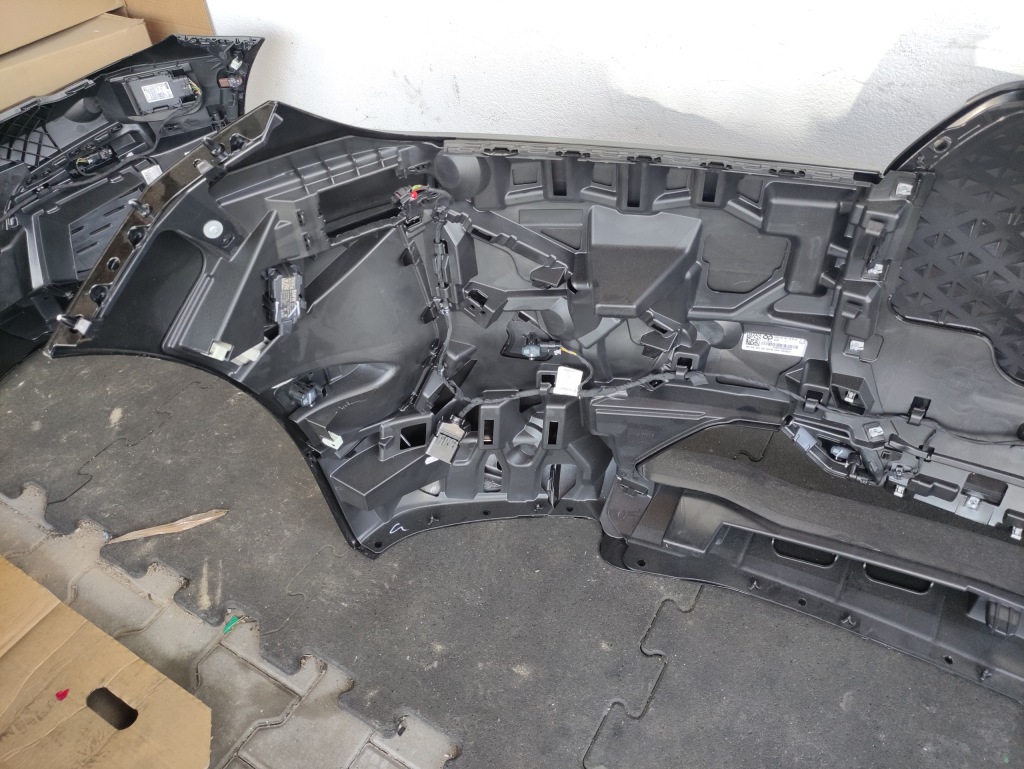 фото №9, Бампер перед bmw ix i20 m набір колір 475 usa