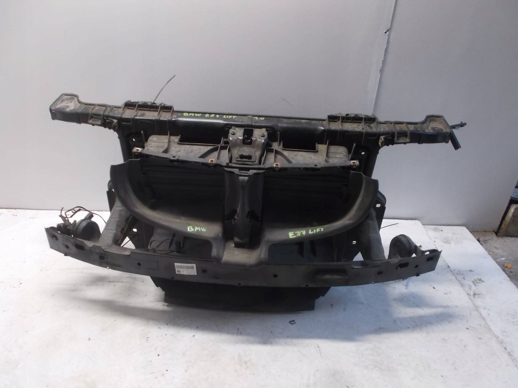 фото №1, Pas передний kompletny bmw 1 e81 e87 2.0d автоматическая коробка передач