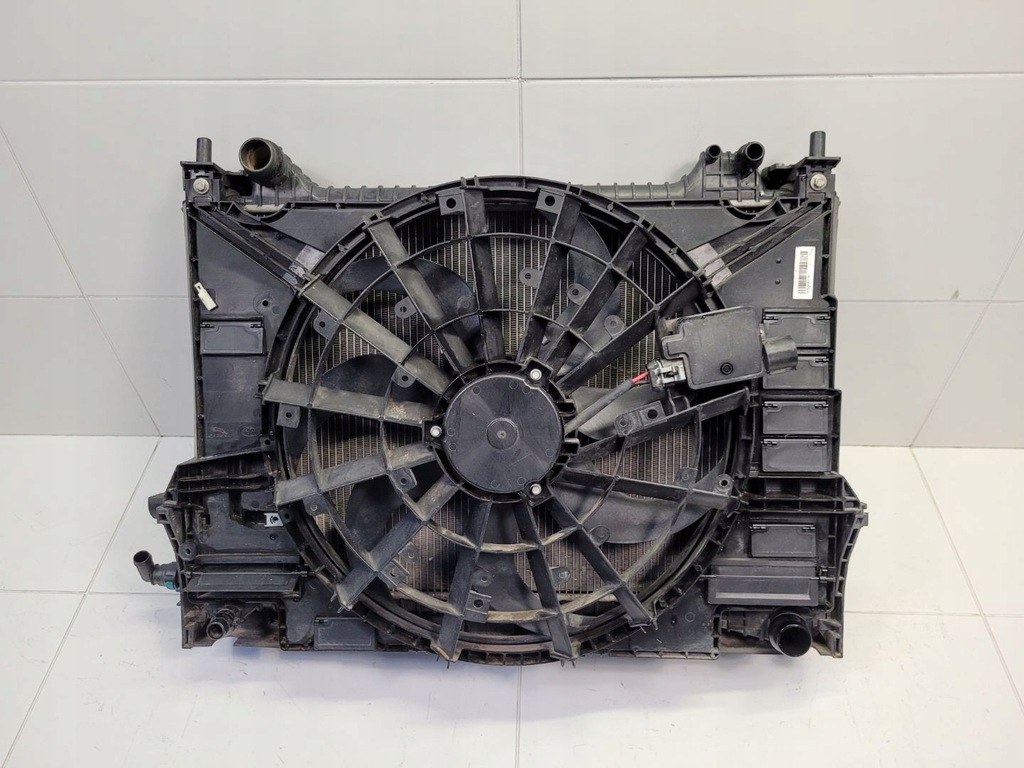 фото №7, Комплект радиатор jaguar f-pace 2016 - 2024 gx73-8c607-ad