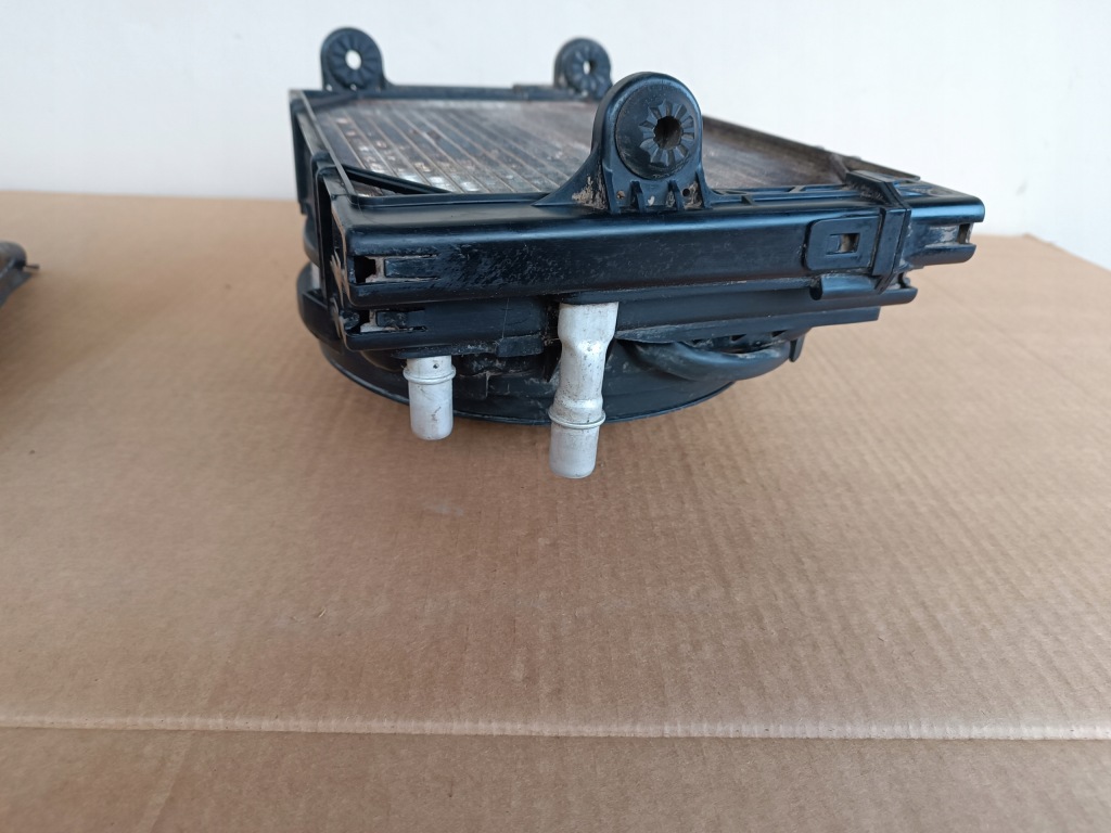 Volvo радіатор вентилятор додаткова води гібрид 32252072 оригінал Оригінал