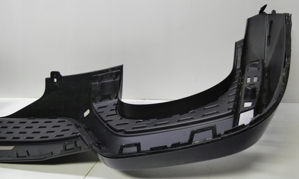 фото №13, Audi rs7 a7 4k8807514 накладка спойлер бампера задняя