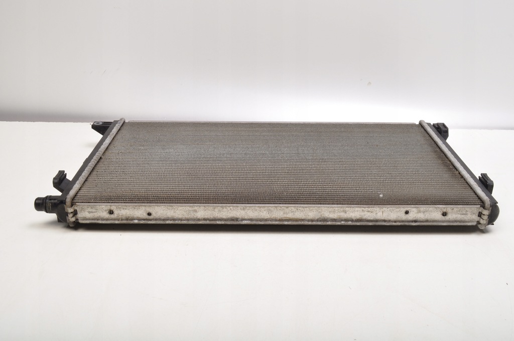 фото №1, Aston martin db11 радіатор