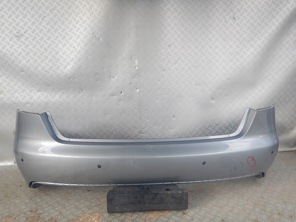 фото №1, Audi a4 b8 kombi бампер задний задняя 8k5807385