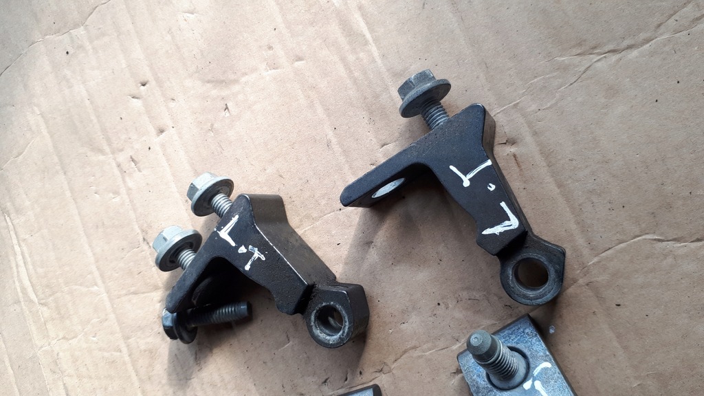 фото №4, A7 4g петля петли дверь левый левая задняя lz7s