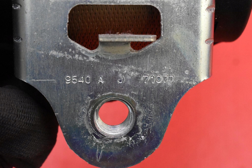 Ремінь безпеки лівий перед mercedes gl x164 06-09 Недорого