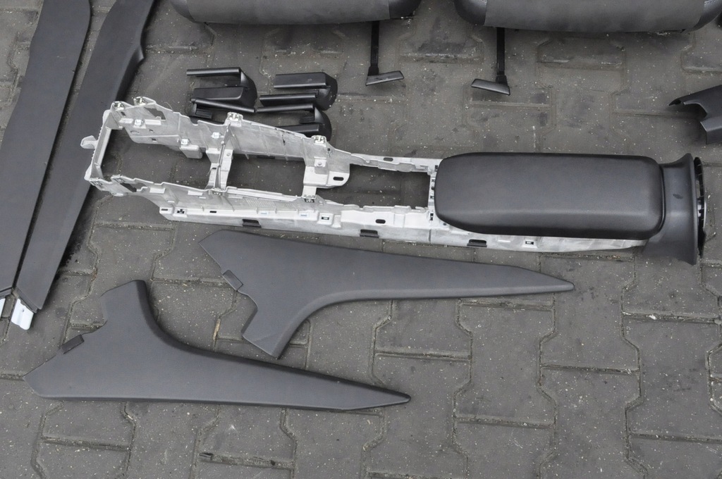 фото №8, Porsche 718 cayman 982 сиденья обшивки туннель кожа 21r anglik