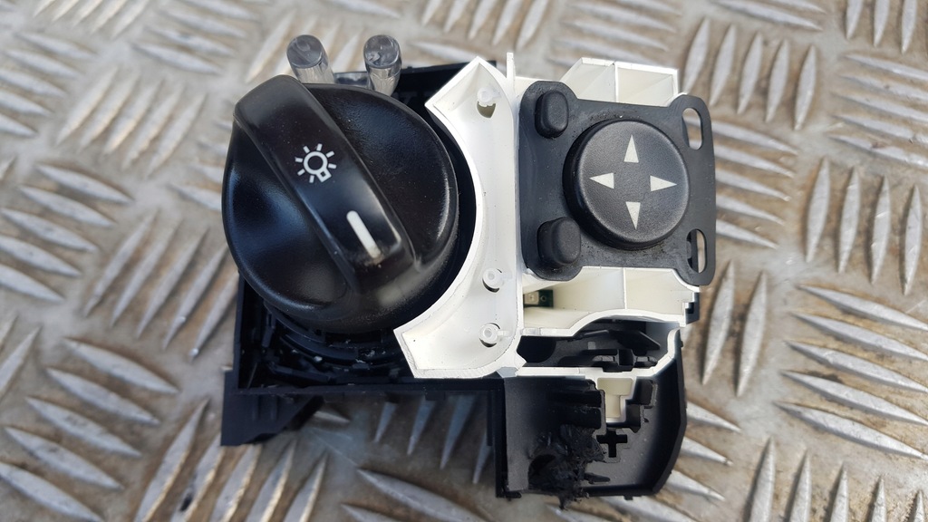 фото №5, Mercedes w203 перемикач світла