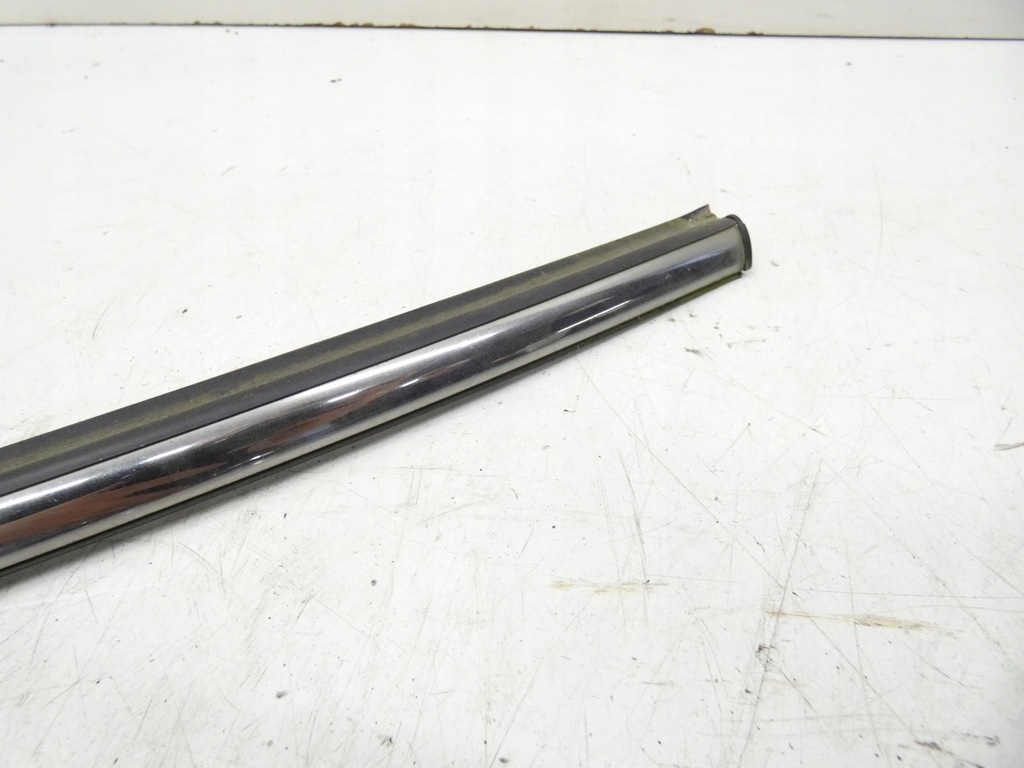 фото №4, Mini r60 молдинг стекло крыла правый задняя хром