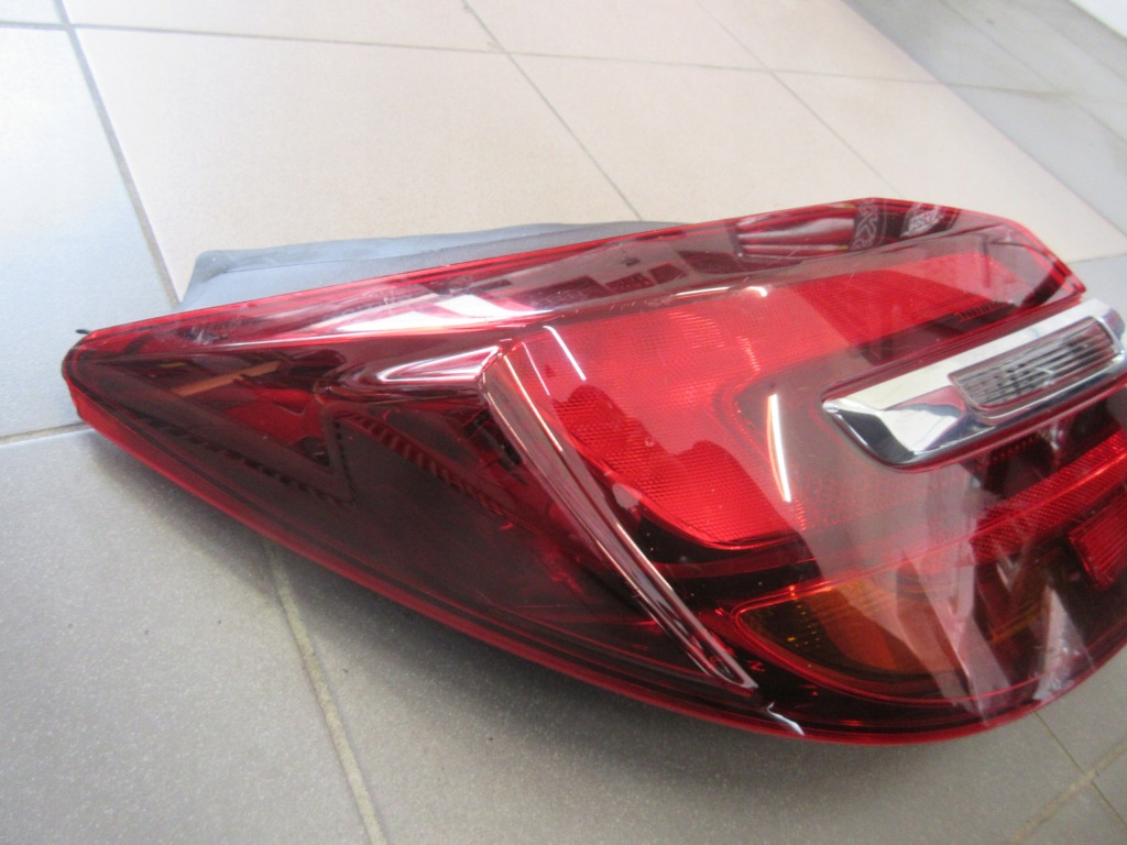 Фара задний  левая insignia a рестайлинг  led оригинал hb Оригинал