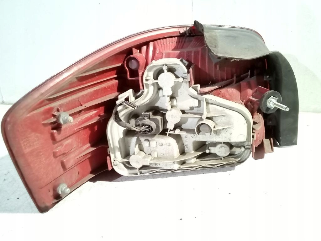 фото №8, Audi a3 8p 3d лампа права задня задня