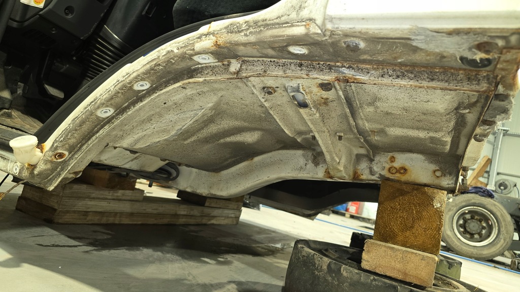 фото №13, Mercedes atego 2 axor mp2 кабина дневная без оснащения конструкция высокий туннель