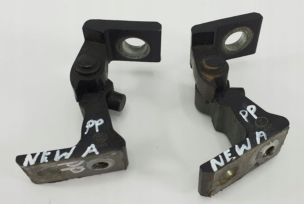 фото №1, Петли дверь правое vw new beetle ii 5c пара