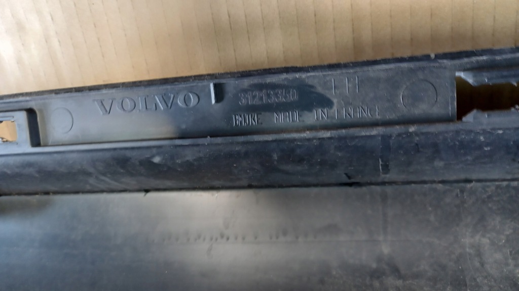 фото №10, Молдинг порог левая 31213350 volvo c30 06-