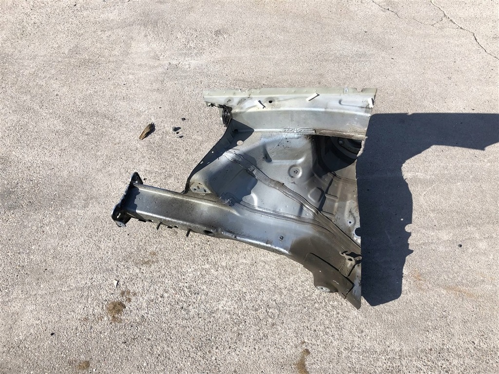 фото №1, Чверть лонжерон перед лівий passat b6 05-10r.