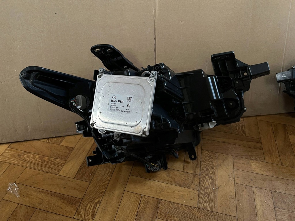 фото №7, Mazda 3 bp 2019-2023 лампы передние l+p