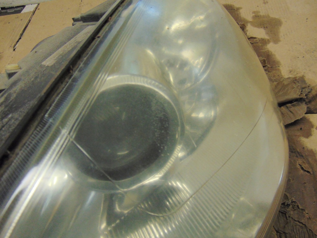 Купити Лампа ліва перед передня звичайна peugeot 407 європа