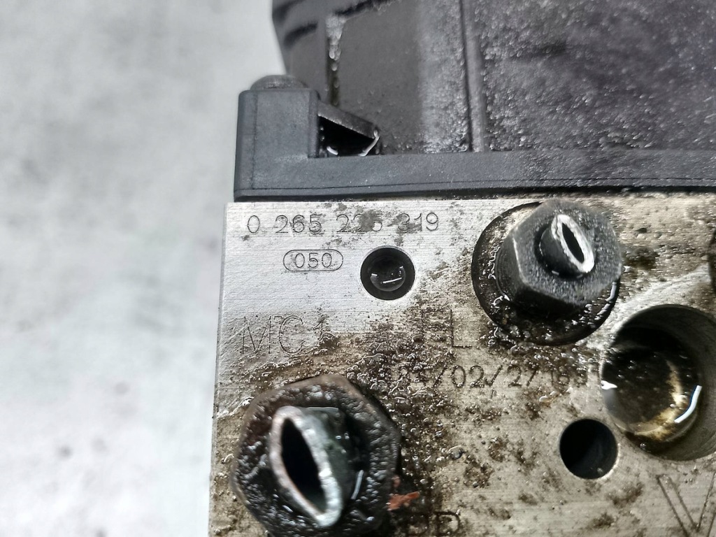 фото №6, Насос abs toyota avensis ii t25 44540-05033 89541-05073 0265225319