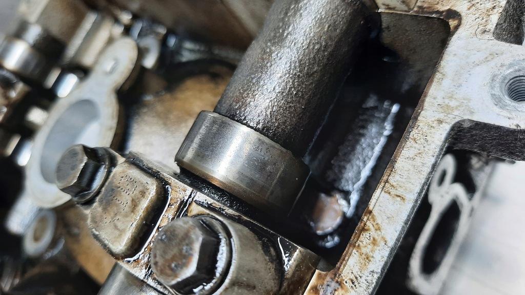 фото №12, Головка двигуна 55561003 opel vectra c 2.2b 16v