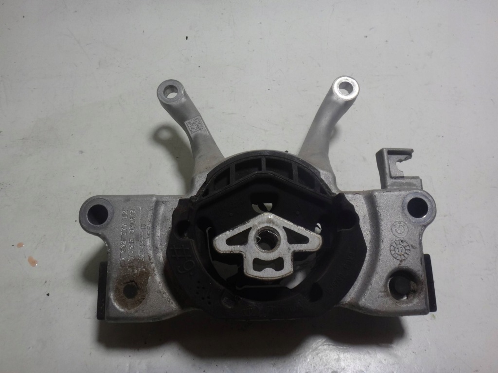Bmw x3 g01 b46 g30 g11 g12 подушка кронштейн коробки передач 6862577 Зі Шроту