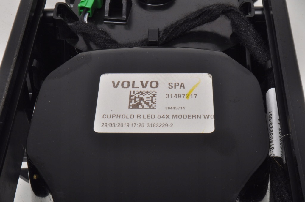 фото №12, Volvo v90 ii s90 xc90 ii бардачок шторка кронштейн na кружка uk 31497217