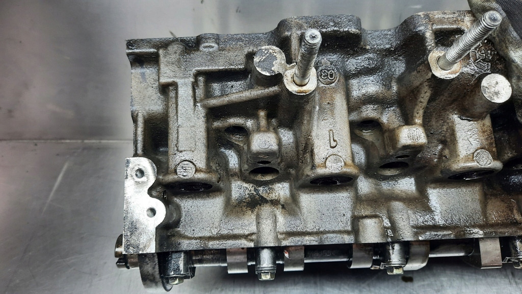 фото №14, Головка двигуна k9k02 renault clio 1.5 dci