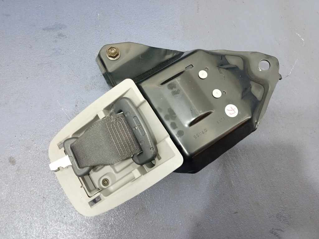 фото №5, Toyota rav4 iii xa30 05- заднє сидіння задня задня ремені