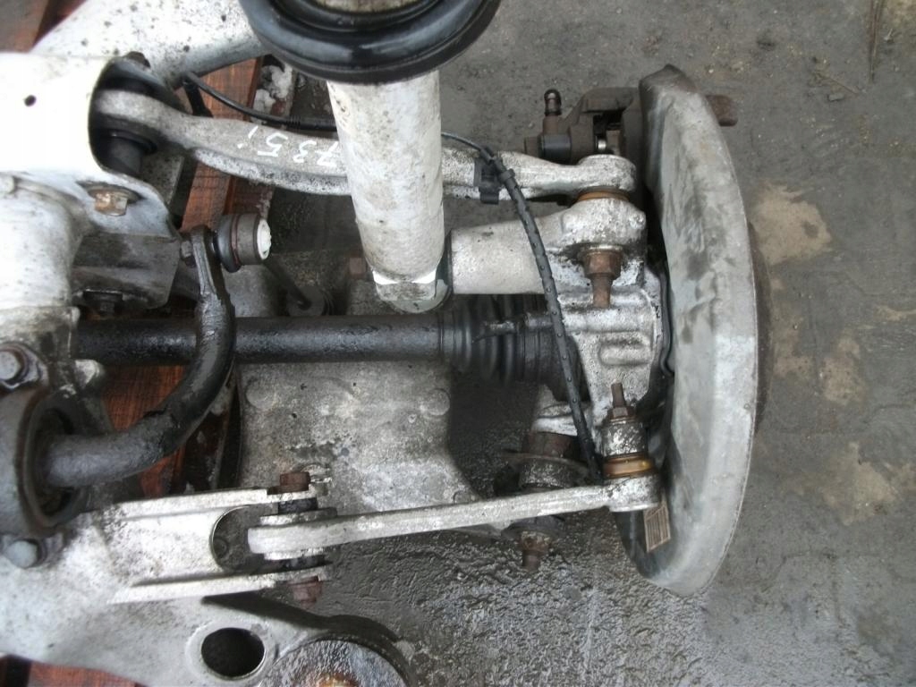 фото №1, Bmw 7 735 e65 важіль задній верхній нижній r l 01-