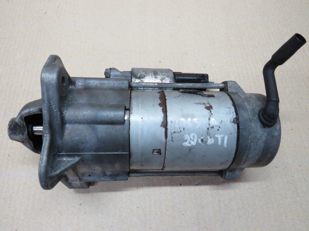 Купить Opel insignia a рестайлинг  2.0 cdti стартер