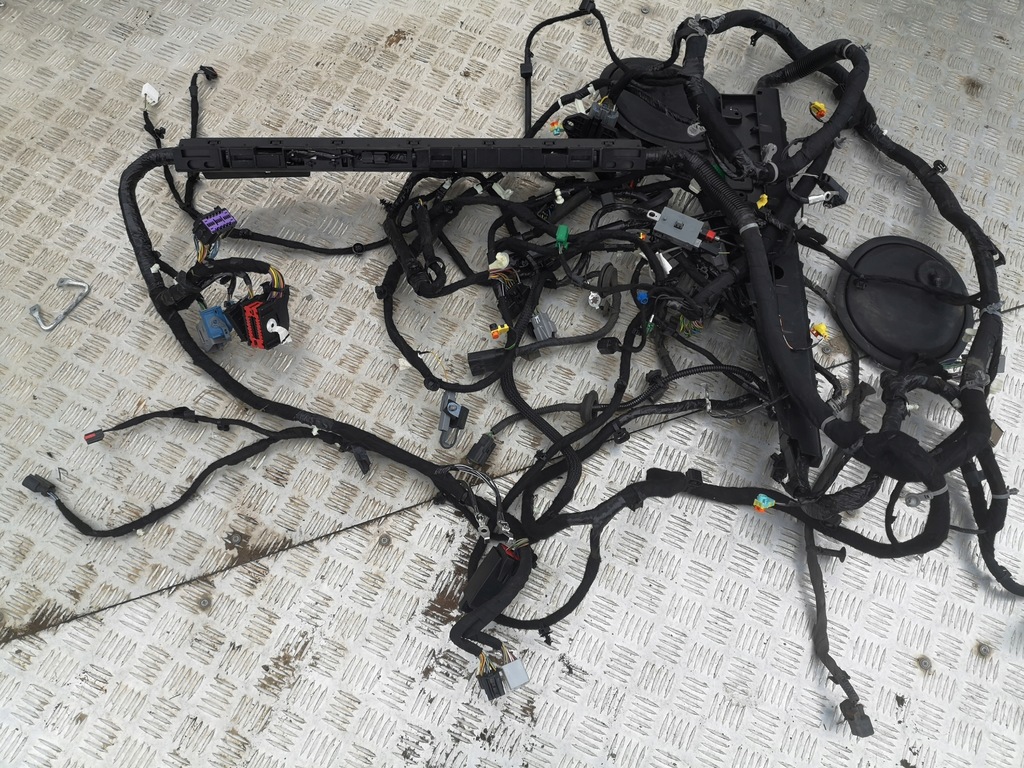 фото №5, Ford mustang 5.0 gt 17 r электропроводка кабины середина