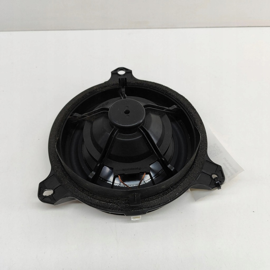 Lexus ux 2019 левая сторона динамик дверь передних в Украине