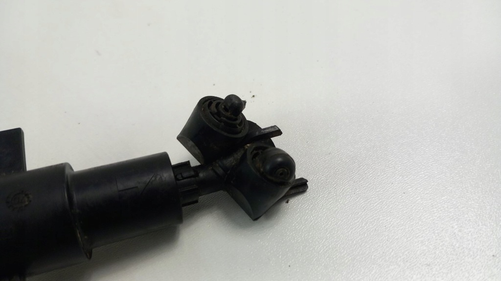 фото №3, Ford mondeo mk3 омыватель фара правый