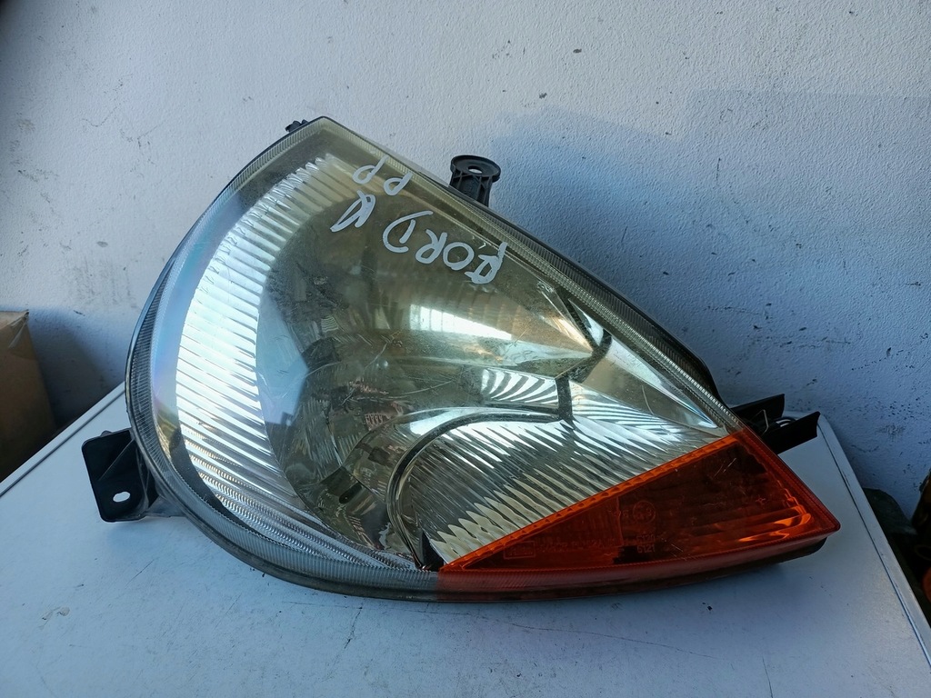 фото №1, Лампа перед права ford ka