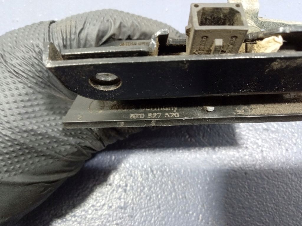 фото №7, Audi a2 замок кришки багажника 2 pin 8z0827520