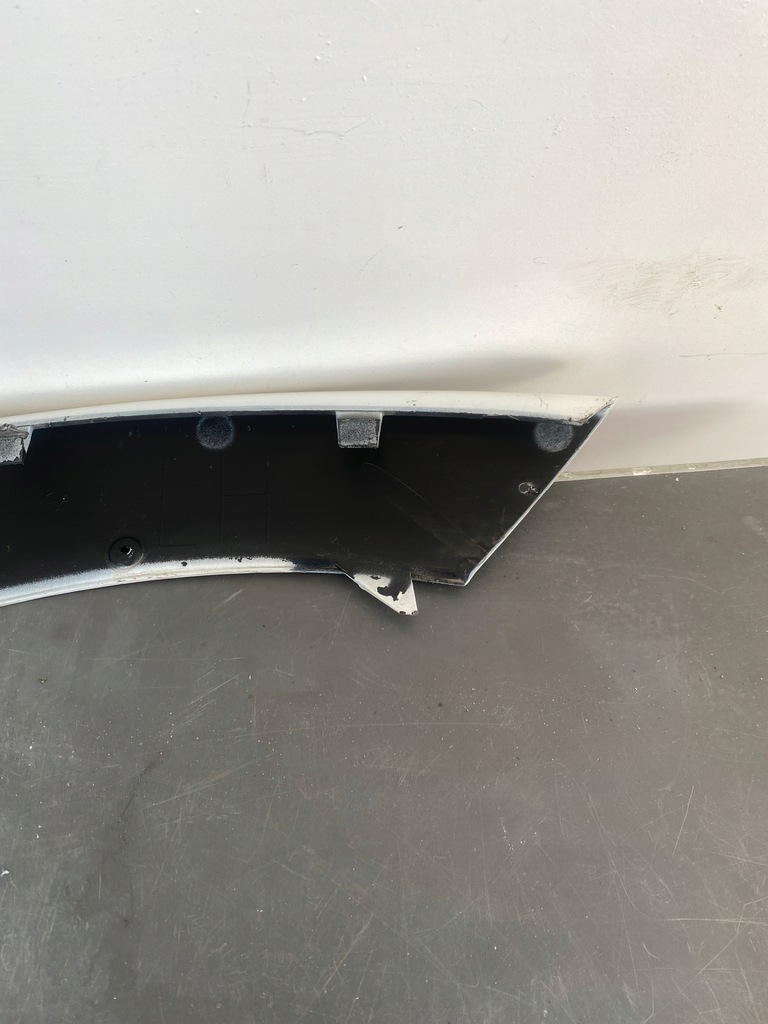 фото №8, Молдинг бампера левая mercedes cla 118 amg