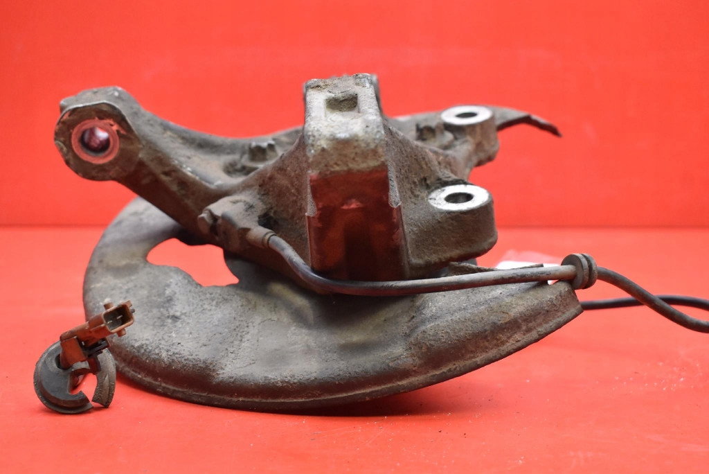 фото №7, Поворотный кулак ступица правая перед saab 9-5 95 2 ii 1.9 tid 150 km 05-10