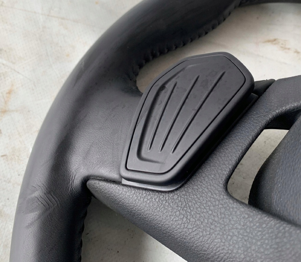 фото №11, Воздуховод skoda octavia iv подогрев лепестки переключения кожа