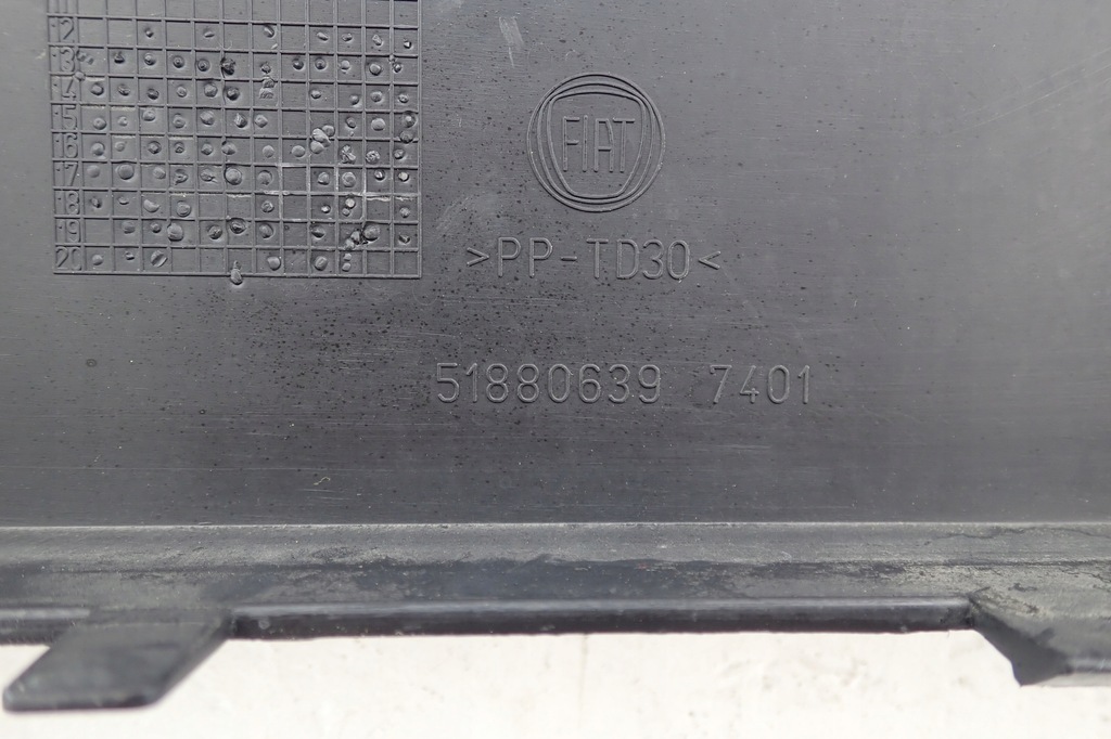 фото №11, Fiat panda iii cross спойлер решітка бампера перед